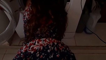 Môj Švagor Mi Naplní Anál Po Tom, Čo Ma Objavil