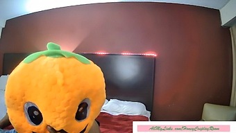 Honey Cosplay Room: Mr.Pumpkin And The Princess Collaborate In Part 1