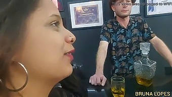 Bruna And Manuh Cortez Have Sex With Bartender Malvadinho And Call In Malvadao For Assistance